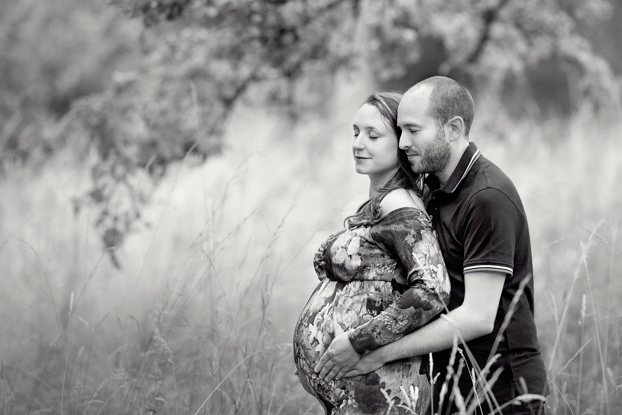 photo de grossesse réalisée par Laure Halabura à Cergy dans le Val d'Oise