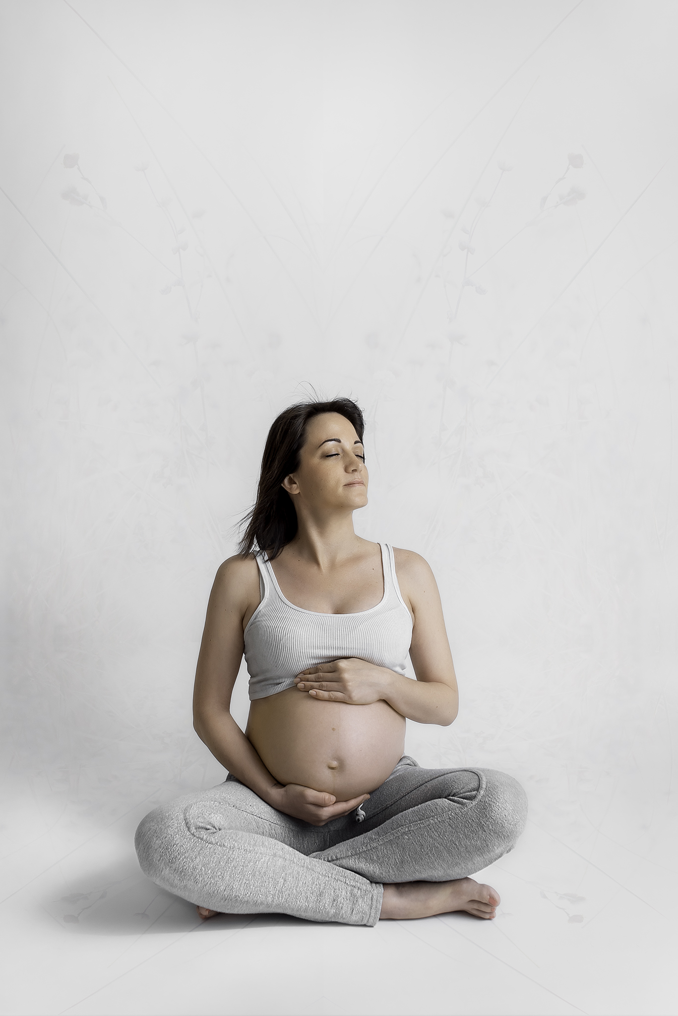 photo de grossesse réalisée par Laure Halabura à Cergy dans le Val d'Oise